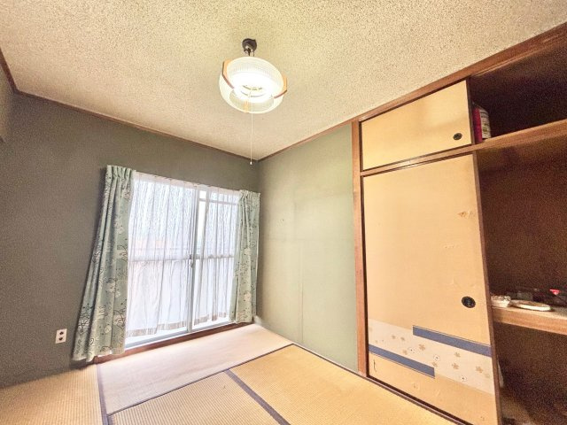 プラザフェニックス桜公園のその他|東側和室約6.0帖