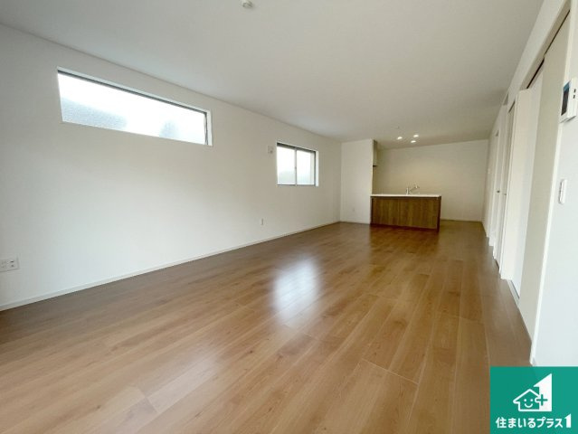 近江八幡市北之庄町　第1期　新築一戸建ての前面道路含む現地写真|周辺は落ち着いた街並みの住宅地！子育てがしやすい住環境です！まだ未完成ですが、現地でしかわからない事もございます。是非一度ご覧ください。