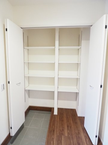 【収納】 | Livele Garden.S　北沢又樋越北第３　１号棟 | ★内覧予約で新米2kg★