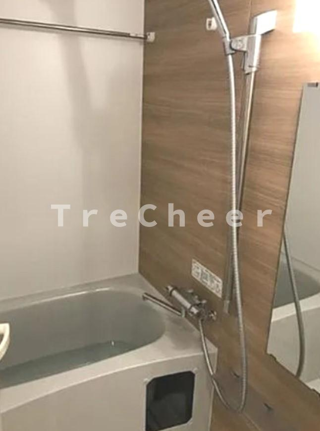 クレヴィスタ池袋ウエストの浴室