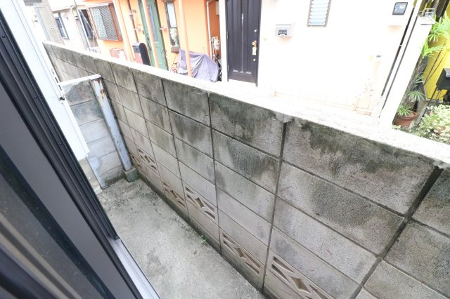 【バルコニー】