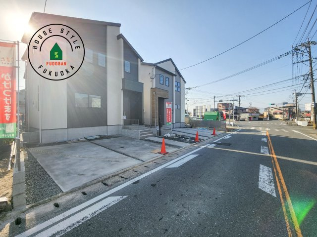 大野城市乙金東1丁目第2第3-3棟(1号棟)の前面道路含む現地写真|見学の時間などお気軽にお問い合わせ下さい。