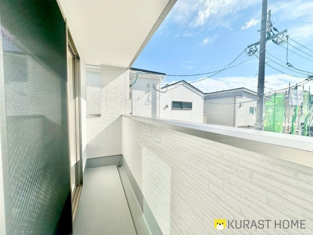 長岡京市神足掛越　新築戸建のバルコニー