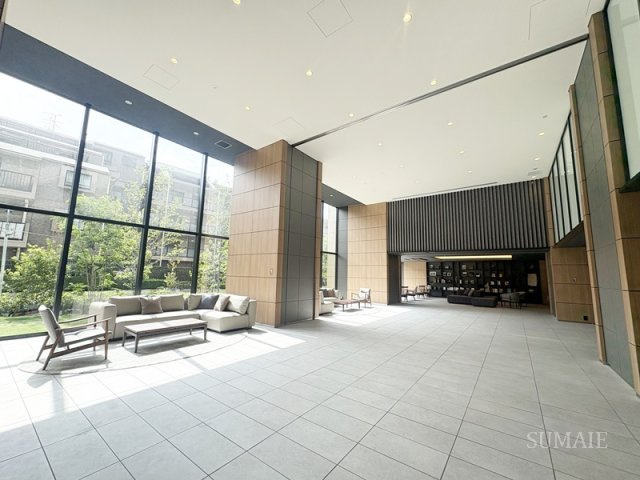 ロイヤルパークス赤羽ノースのロビー|ロビーです☆