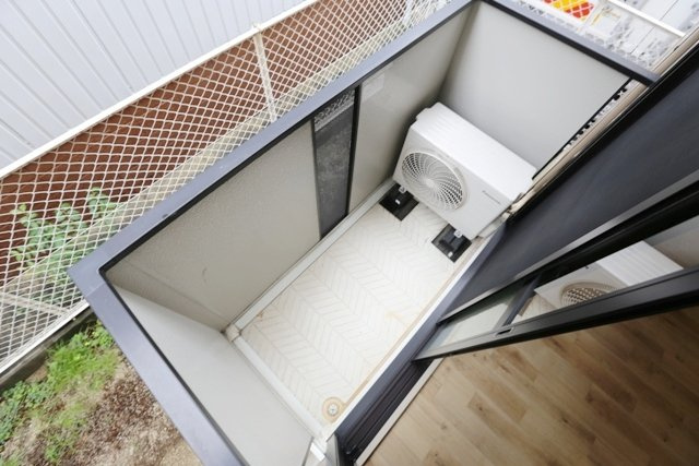 【バルコニー】