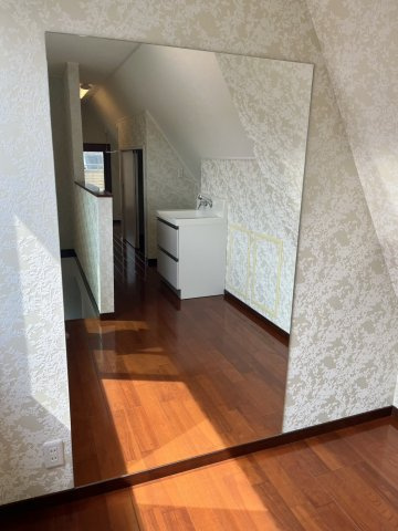 本駒込1丁目戸建の洋室|3階オープンスペース