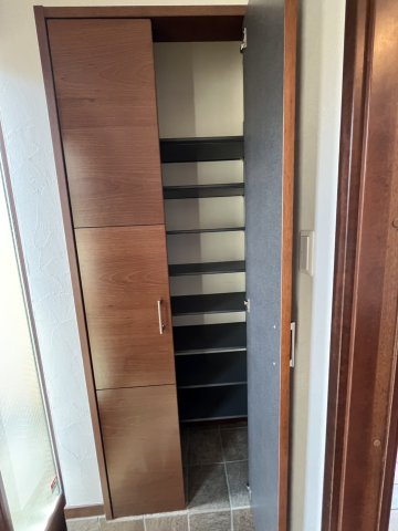 本駒込1丁目戸建の収納|下駄箱