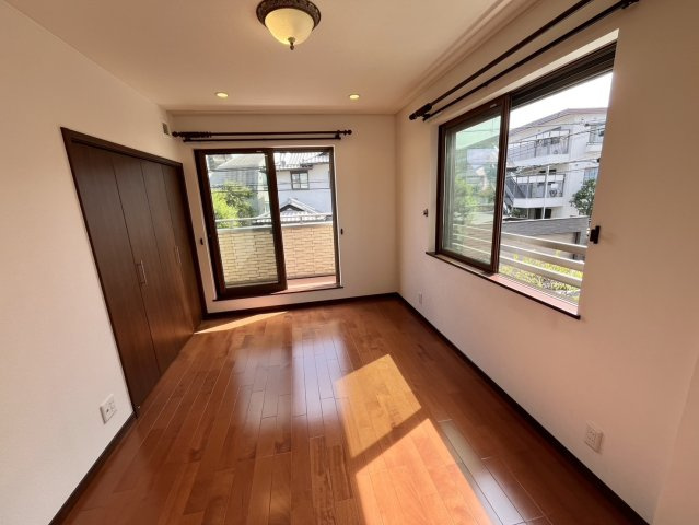 本駒込1丁目戸建の洋室|2階洋室6.1帖