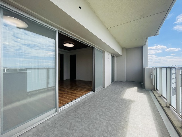 【バルコニー】 | オーヴィジョン照葉アクアテラス
