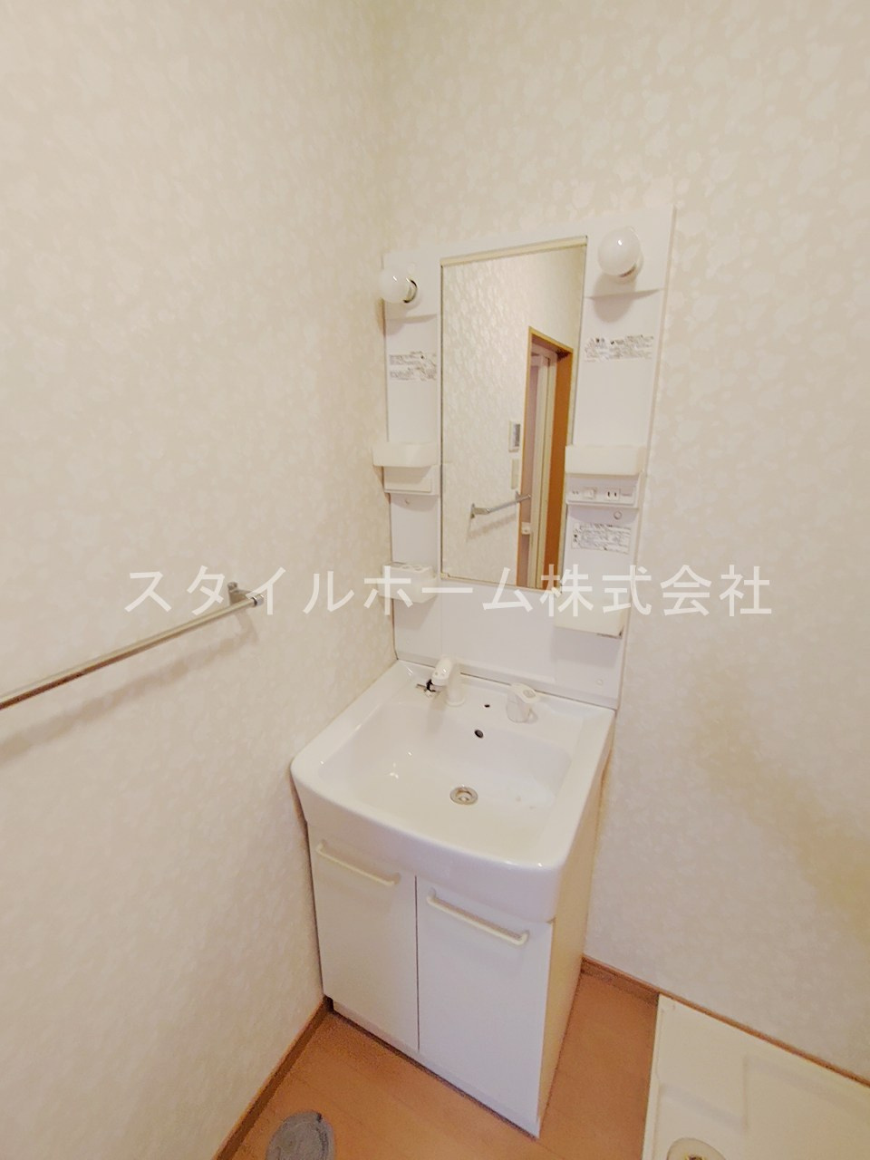 ボヌール・往完の洗面所