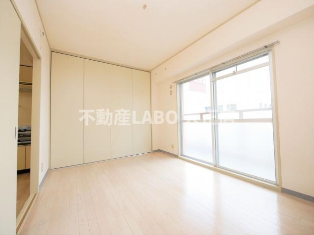 グレース大阪港の寝室