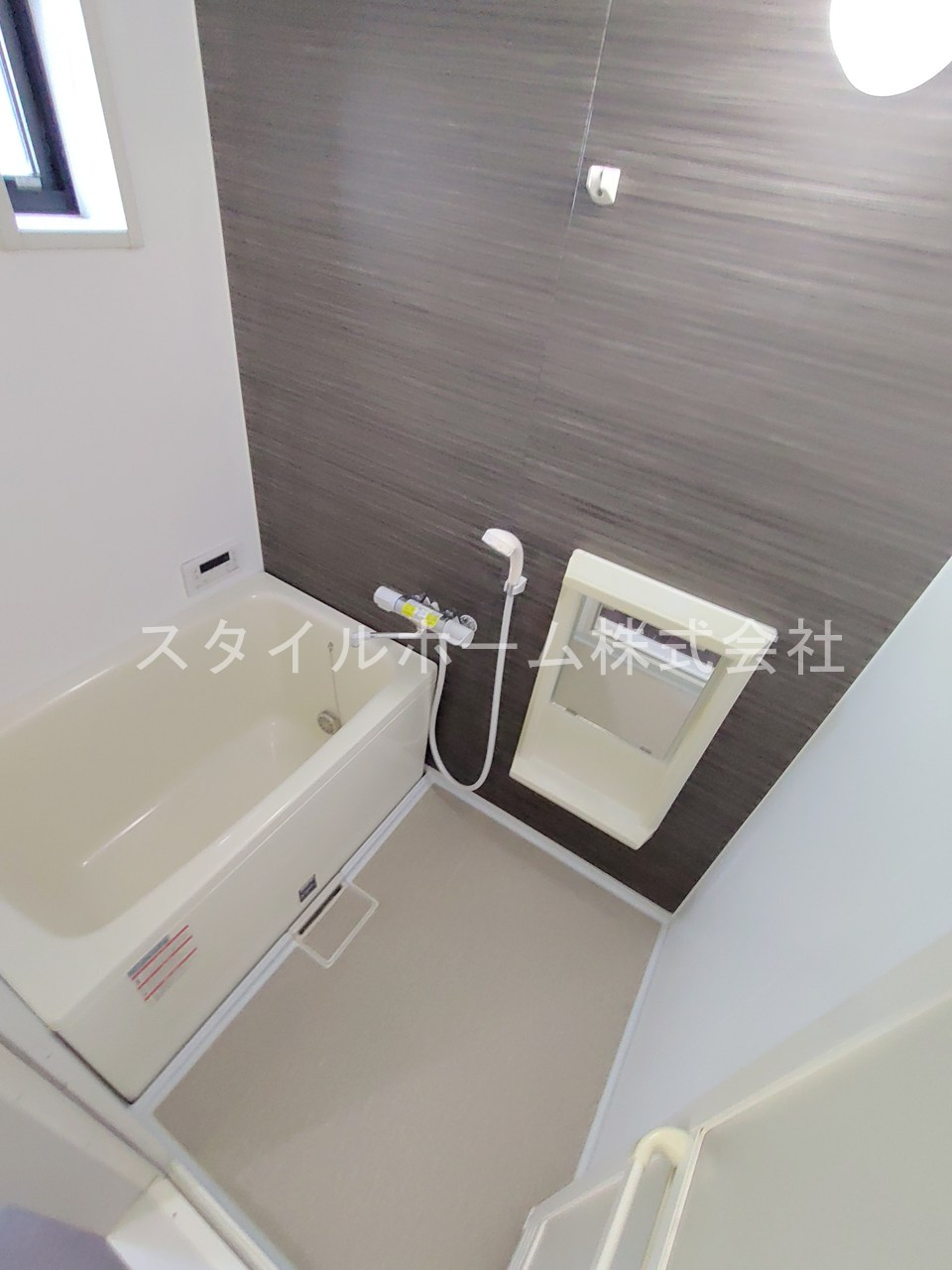 クレール東田Bの浴室