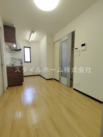 クレール東田Bの居間・リビング