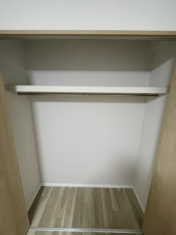 【収納】ヴィルヌーブ野洲 