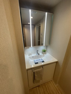 【独立洗面台】ヴィルヌーブ野洲 