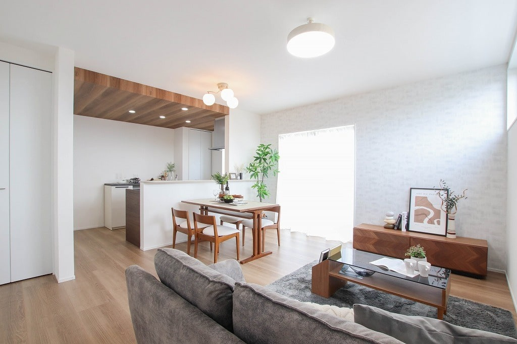 東広島市西条町御薗宇　新築一戸建て(全６棟)の居間・リビング