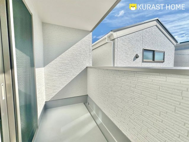 長岡京市神足掛越　新築戸建のバルコニー