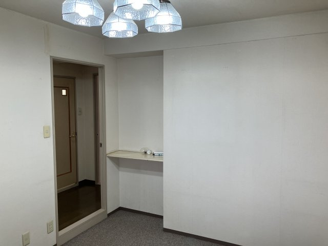 ダイヤパレス羽根井西館の洋室