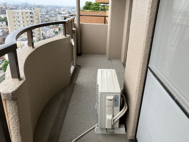 ダイヤパレス羽根井西館のバルコニー
