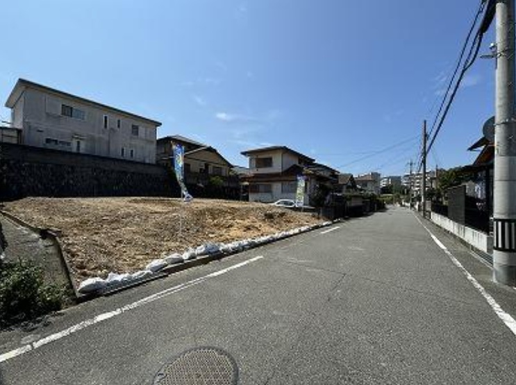 明石市大久保町高丘6丁目の前面道路含む現地写真|前面約6ｍ道路に面しています♪