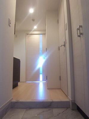 ハーモニーレジデンス東京イースト＃００２の玄関