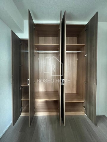 リーガル南久宝寺 Ⅱ の収納|同マンション別部屋：参考写真