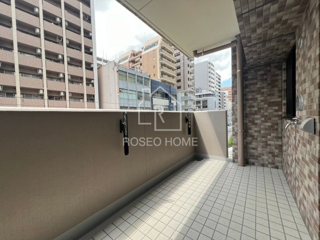 リーガル南久宝寺 Ⅱ のバルコニー|同マンション別部屋：参考写真