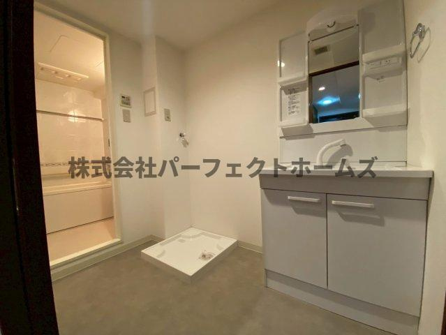 ダイアパレス枚方山田池公園の洗面所|脱衣スペースもあります