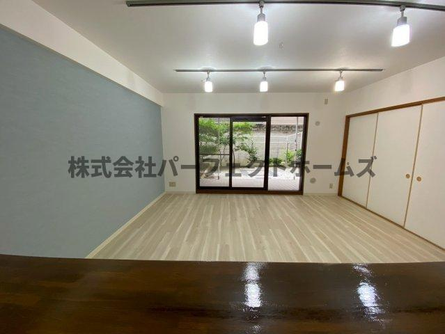 ダイアパレス枚方山田池公園の居間・リビング|居間です