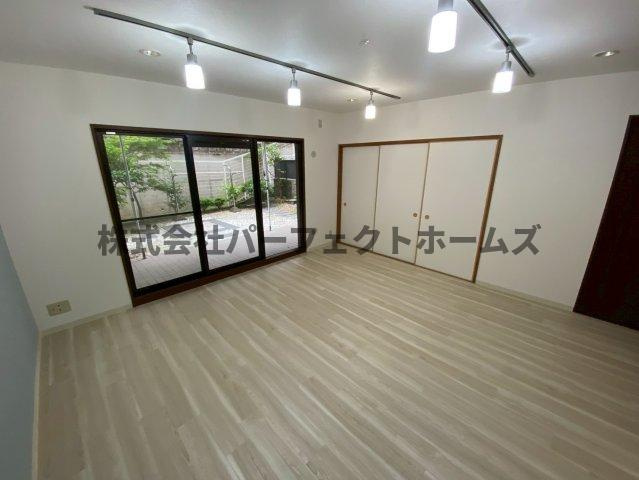 ダイアパレス枚方山田池公園の居間・リビング|ゆったり過ごせるリビングです