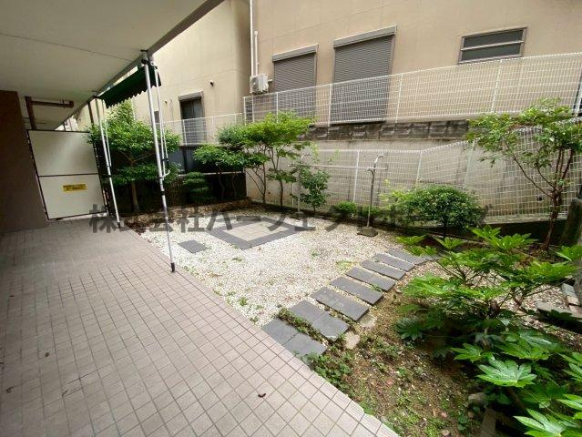 ダイアパレス枚方山田池公園の庭|お庭で自由な時間を過ごせます