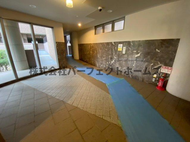 ダイアパレス枚方山田池公園のロビー|ゆとりのあるロビーです