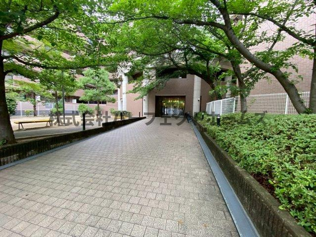 ダイアパレス枚方山田池公園の周辺