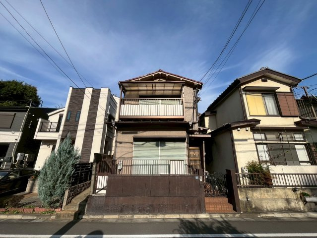 板橋区西台3丁目  建築条件付き売地の外観|建物解体後、更地渡しとなります。
2025.11.07撮影

現地ご見学希望・資料請求などお気軽にお問い合わせ下さい！
03-5990-5201