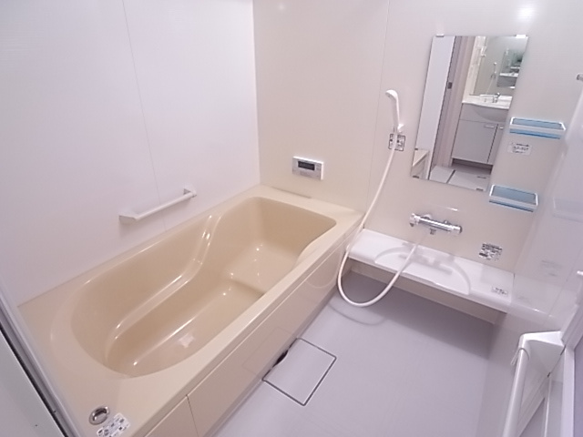 ソフィアコートB棟の浴室