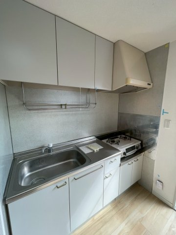 フォンテーヌ宮ノ陣Ⅱ　B棟のキッチン