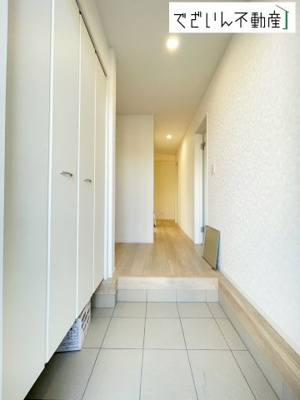 【玄関】 | Cradle garden上里町嘉美第4　【平屋】新築住宅 | ≪4号棟≫
現地(2025年11月撮影)