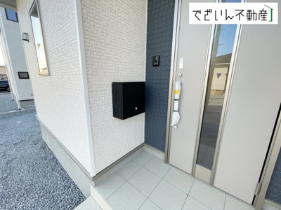 【玄関】 | Cradle garden上里町嘉美第4　【平屋】新築住宅 | ≪4号棟≫
現地(2025年11月撮影)