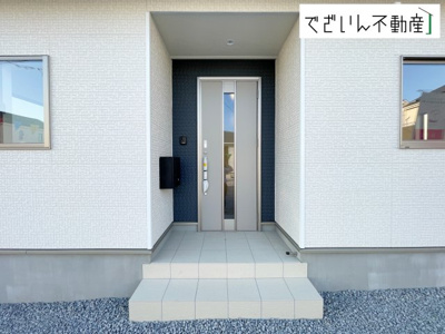 【玄関】 | Cradle garden上里町嘉美第4　【平屋】新築住宅 | ≪4号棟≫
現地(2025年11月撮影)