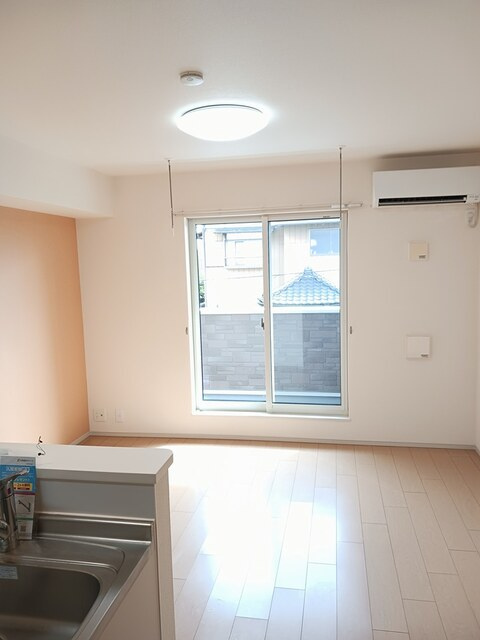 ラフレシール　ガーデンの居間・リビング