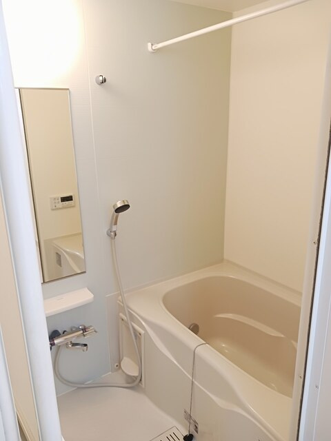 ラフレシール　ガーデンの浴室