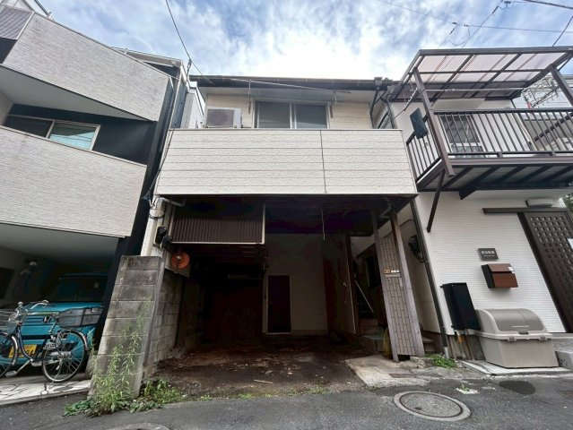 渋谷区本町　建築条件なし売地の外観