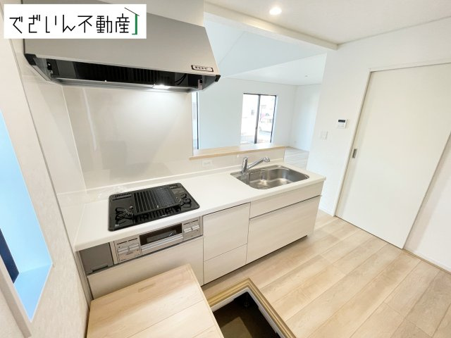 【キッチン】 | Cradle garden上里町嘉美第4　【平屋】新築住宅 | ≪5号棟≫
現地(2025年11月撮影)