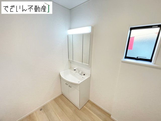 【独立洗面台】 | Cradle garden上里町嘉美第4　【平屋】新築住宅 | ≪5号棟≫
現地(2025年11月撮影)