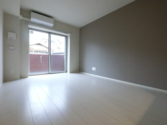 アーバンシャトー千葉中央の居間・リビング|※反転タイプ