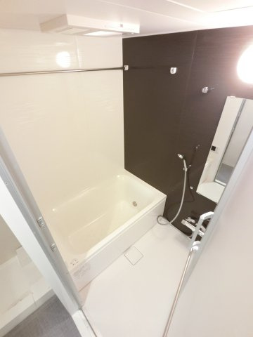 アーバンシャトー千葉中央の浴室