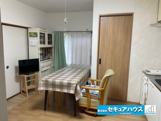 豊明市二村台4丁目　中古戸建の寝室|事前予約にて現地ご見学いただけます！お気軽にお問い合わせください♪
■株式会社　セキュアハウス■
住宅ローンに強く、知識、経験豊富なスタッフ在籍
お客様に寄り添い、ご成約後もサポート致します