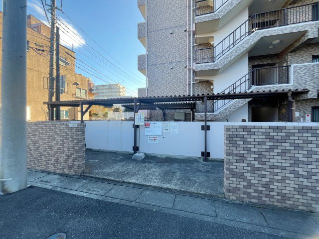 【その他共用部分】 | レクセル熊谷 | 敷地内ゴミ置き場