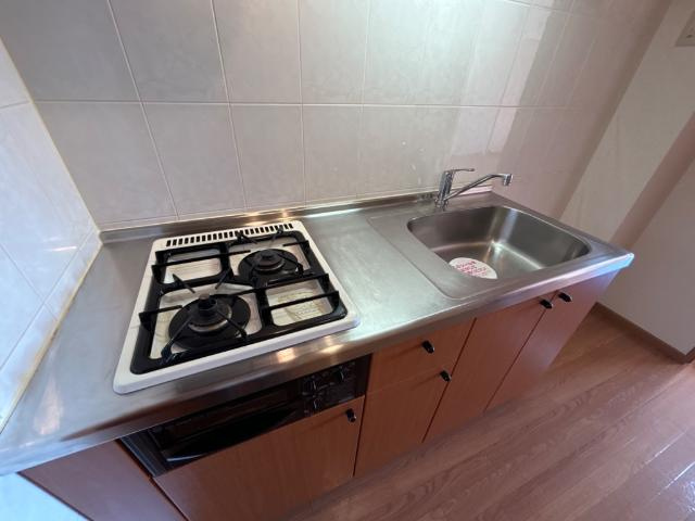 メゾン六名パークのキッチン|キッチン