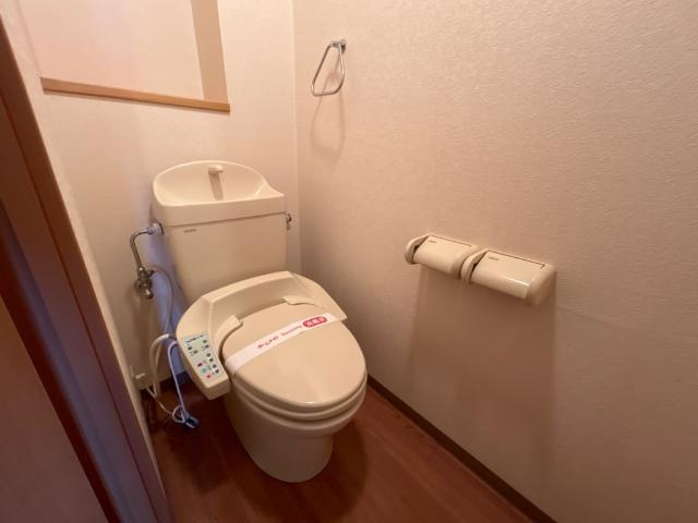 メゾン六名パークのトイレ|トイレ